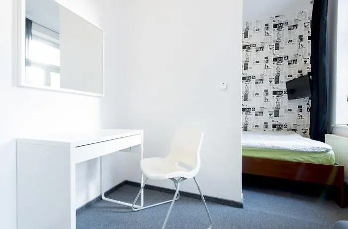 Dobranoc 호스텔 *